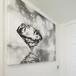 Daire White Luxury Penthouse In Centre