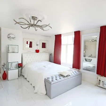 White Luxury Penthouse In Centre * Amsterdam