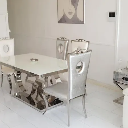 White Luxury Penthouse In Centre * Amsterdam