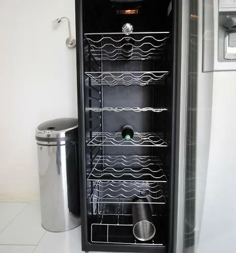 White Luxury Penthouse In Centre דירה אמסטרדם