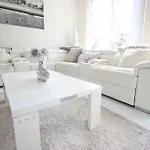 White Luxury Penthouse In Centre *