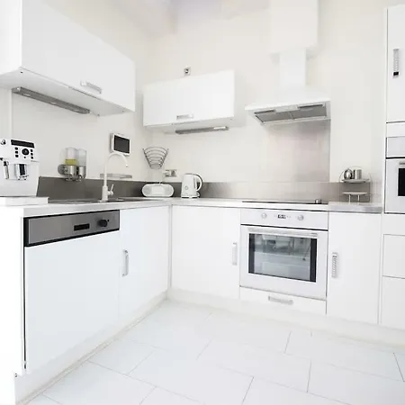 White Luxury Penthouse In Centre Amesterdão